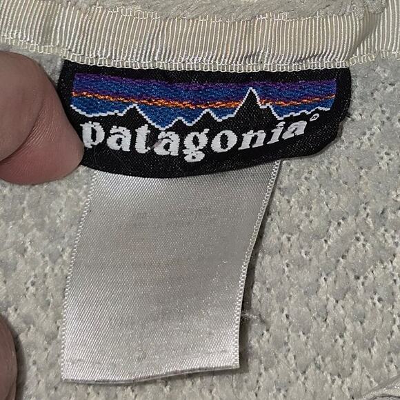 Patagonia 1/4 Snap Pullover - Picture 6 of 8